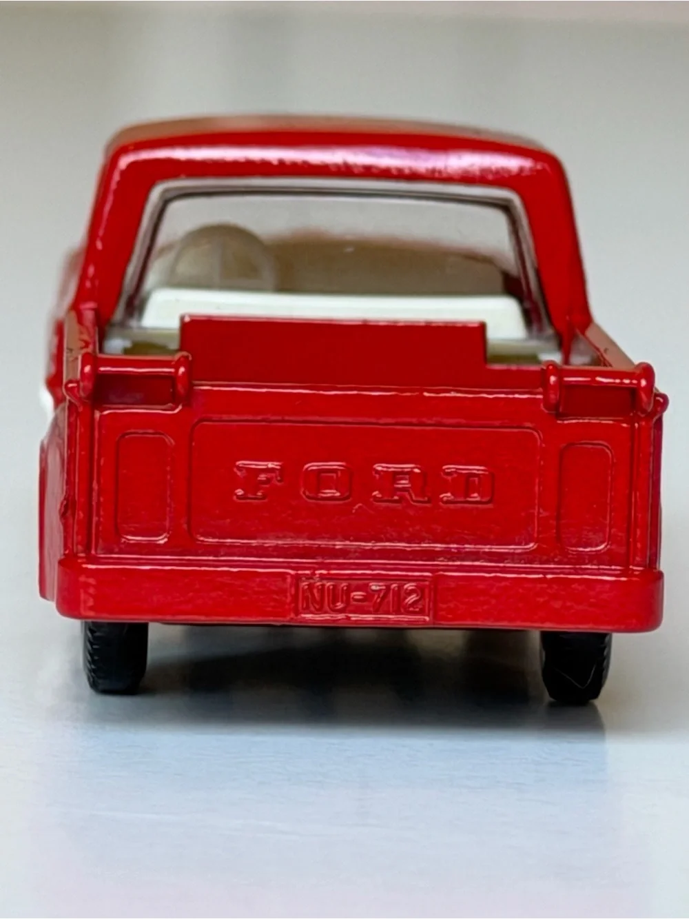 Vintage Matchbox No 6 Ford Pick Up Truck Red with White Canopy Lesney England